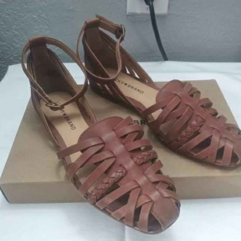 Lucky Brand Sandals